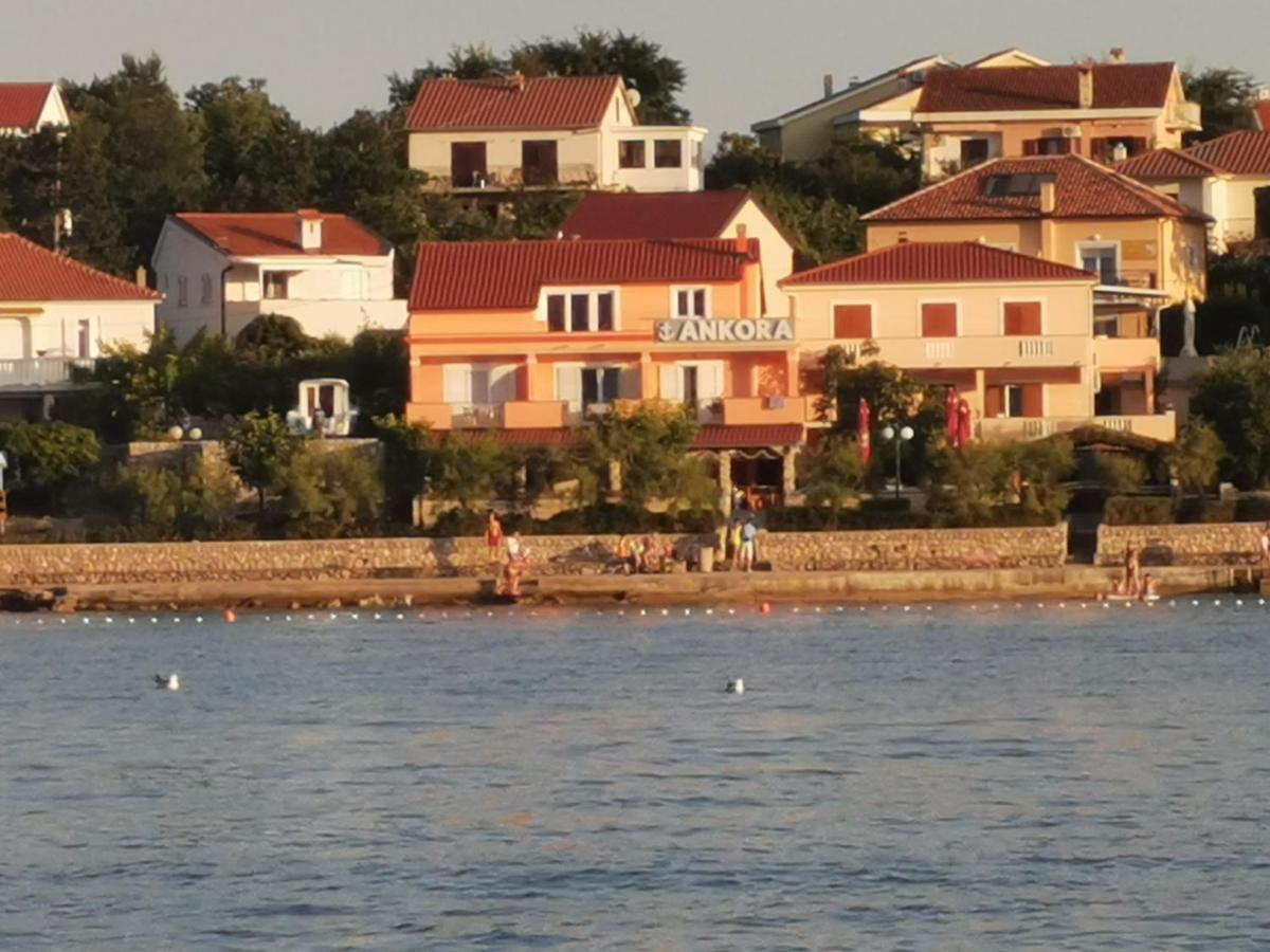 Apartments Dajana Silo Bagian luar foto